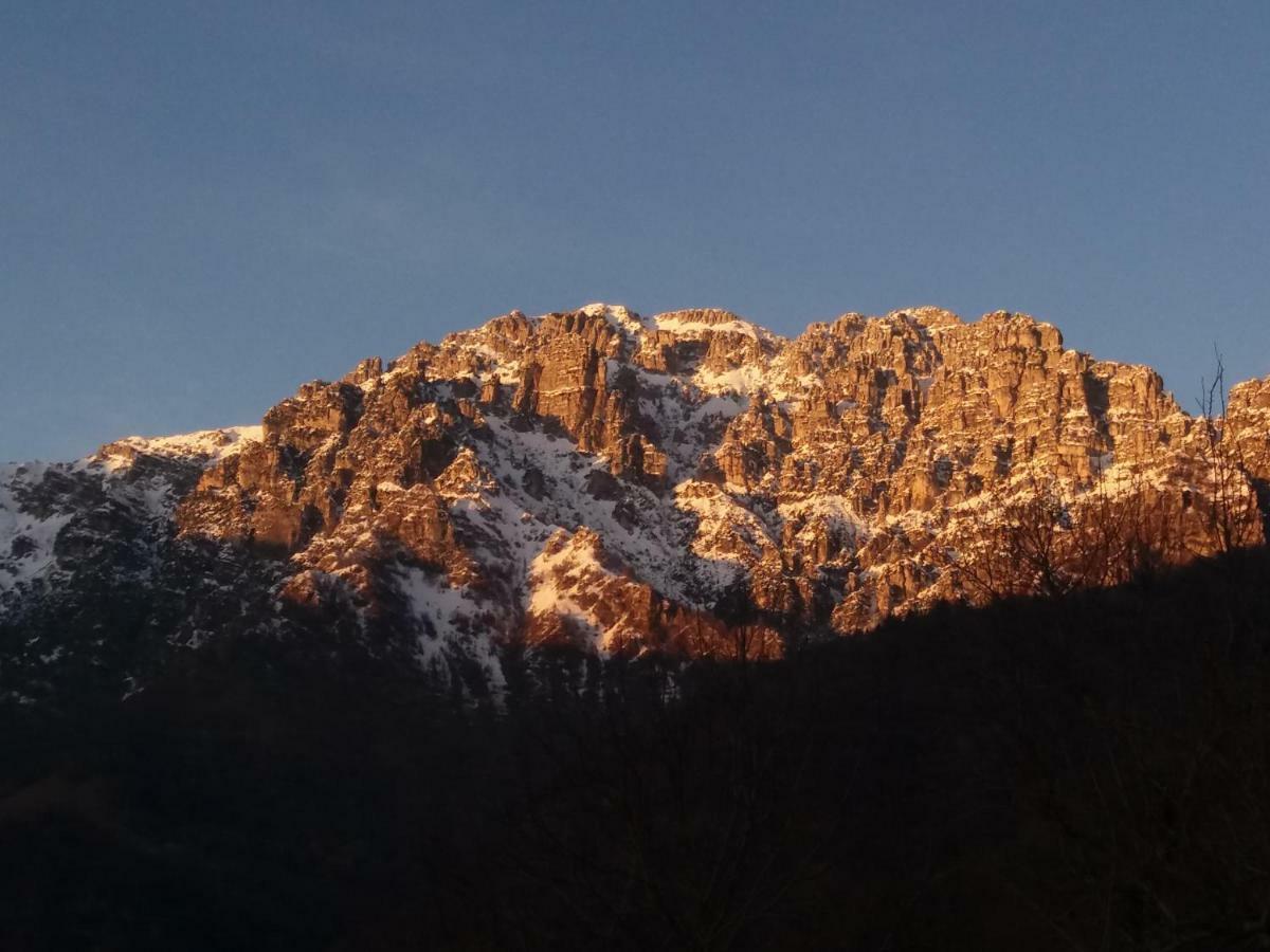 Agriturismo Piane Villa Ono Degno Luaran gambar